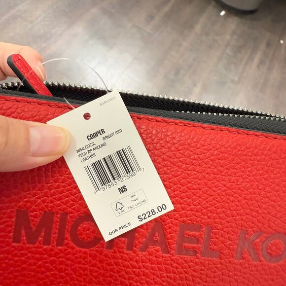 Michael Kors Cooper Tech Zip Around Continental Wallet - Picture 8 of 8